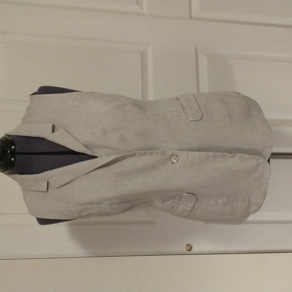 Linen vest